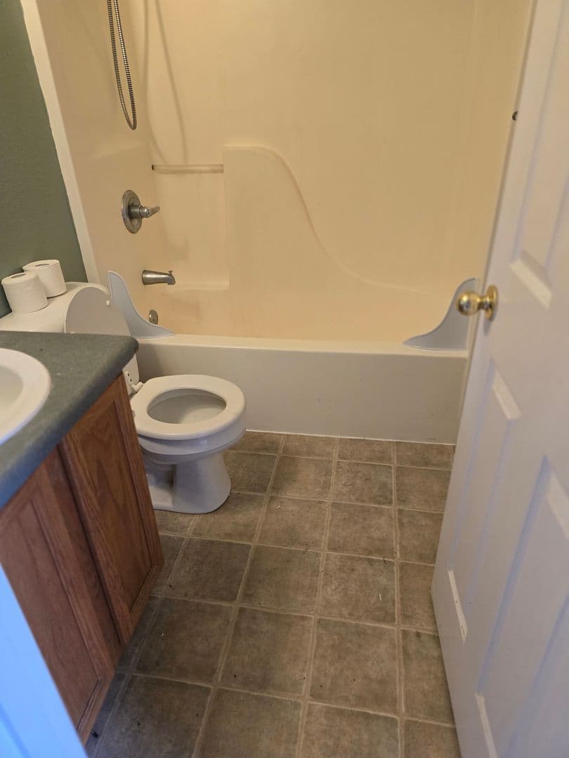 Grants Pass House: 731 SW Laurel Ave