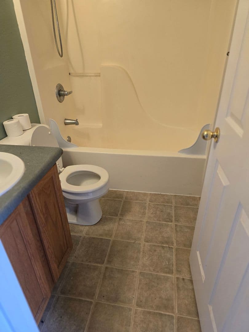 Grants Pass House: 731 SW Laurel Ave