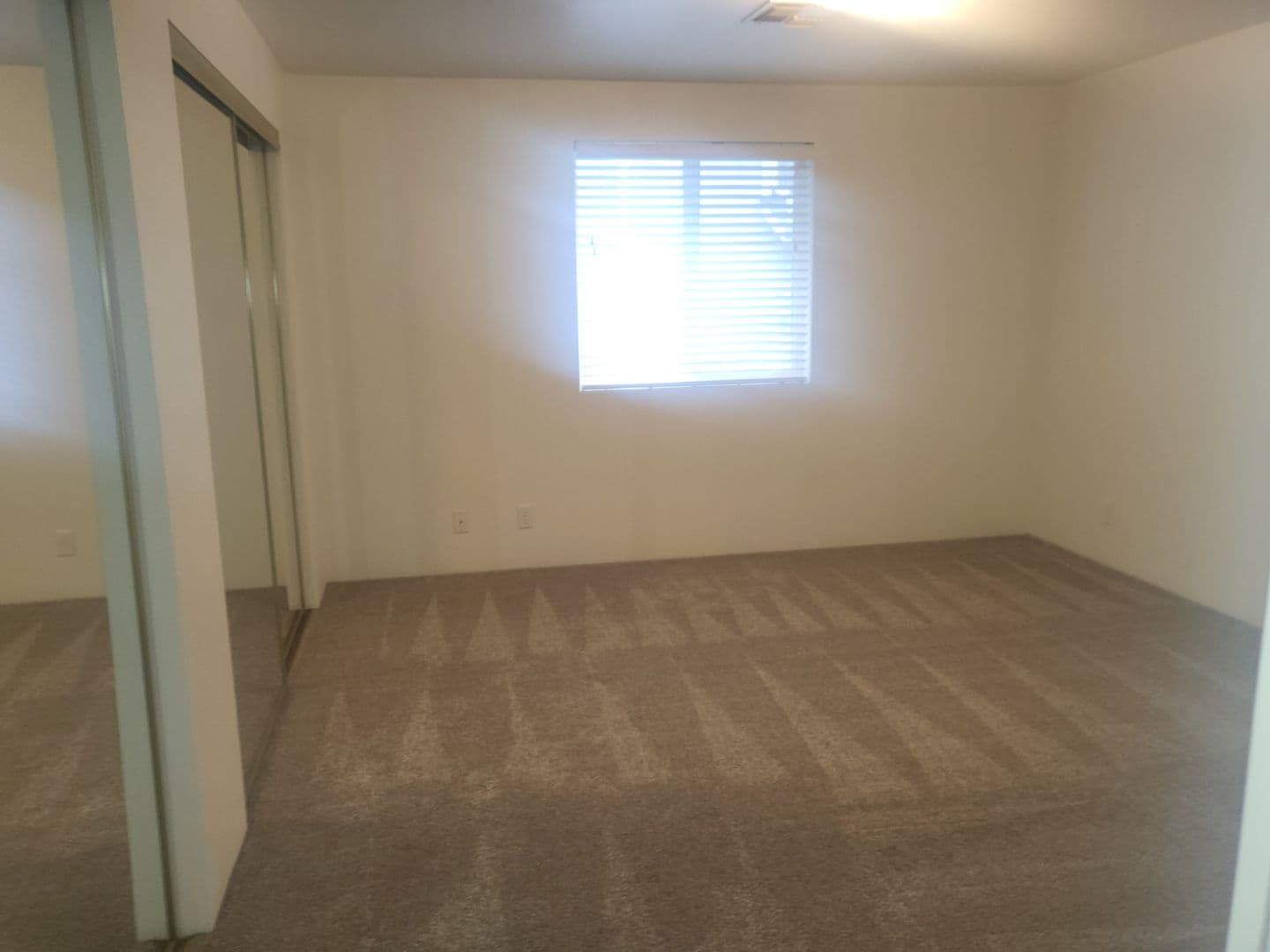 Grants Pass Apartment: 1151 Willow Lane