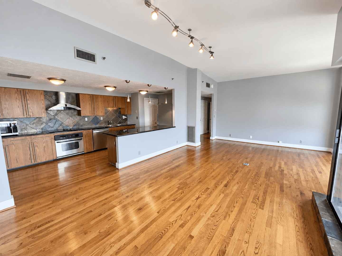 Dallas House: 3030 McKinney Ave #1703