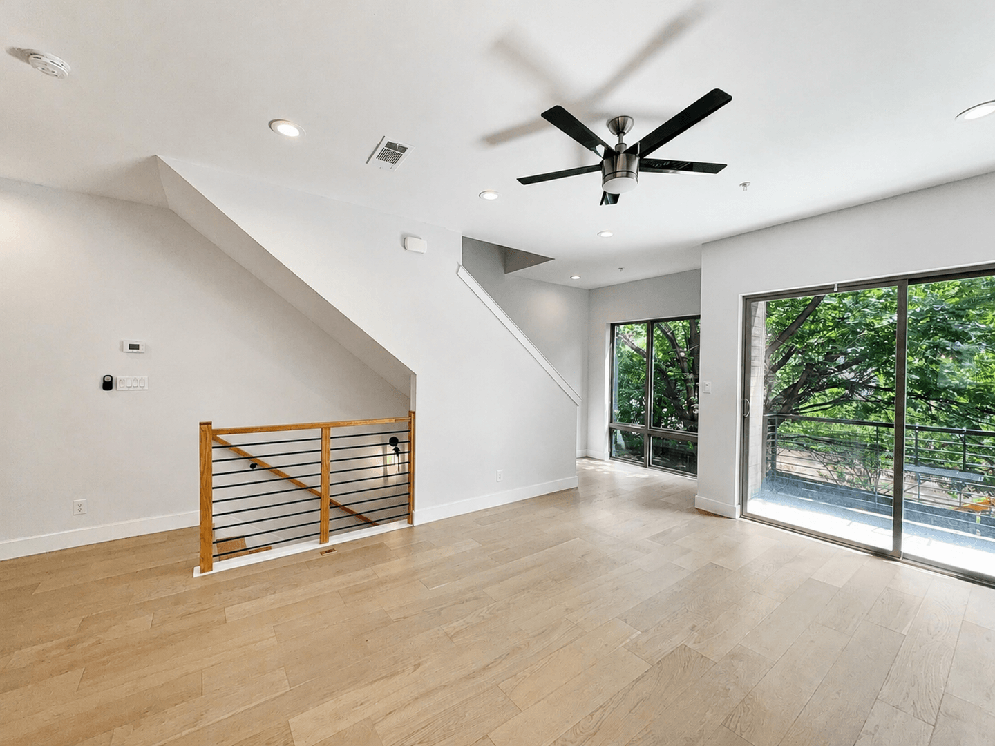 Farmers Branch House: 2620 Valley View Ln #202