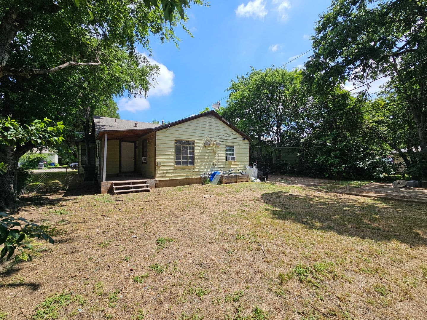 Dallas Townhome: 6540 Hollis Ave