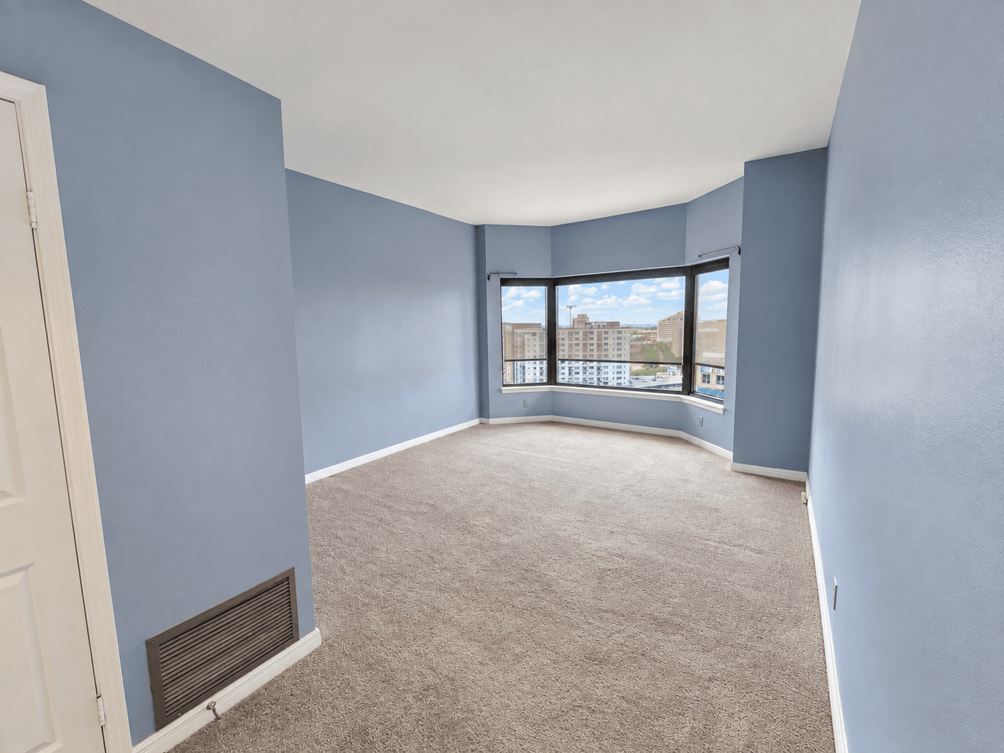Dallas House: 3030 McKinney Ave #1703
