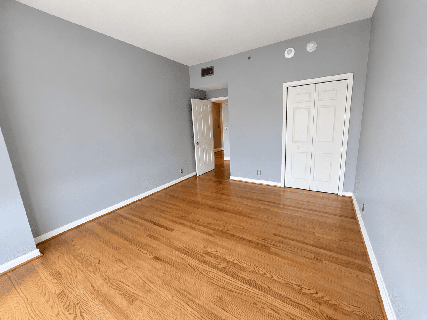 Dallas House: 3030 McKinney Ave #1703