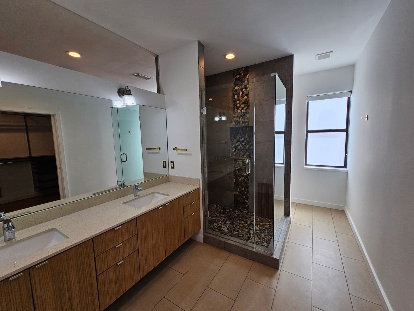 Dallas House: 4215 Roseland Ave.