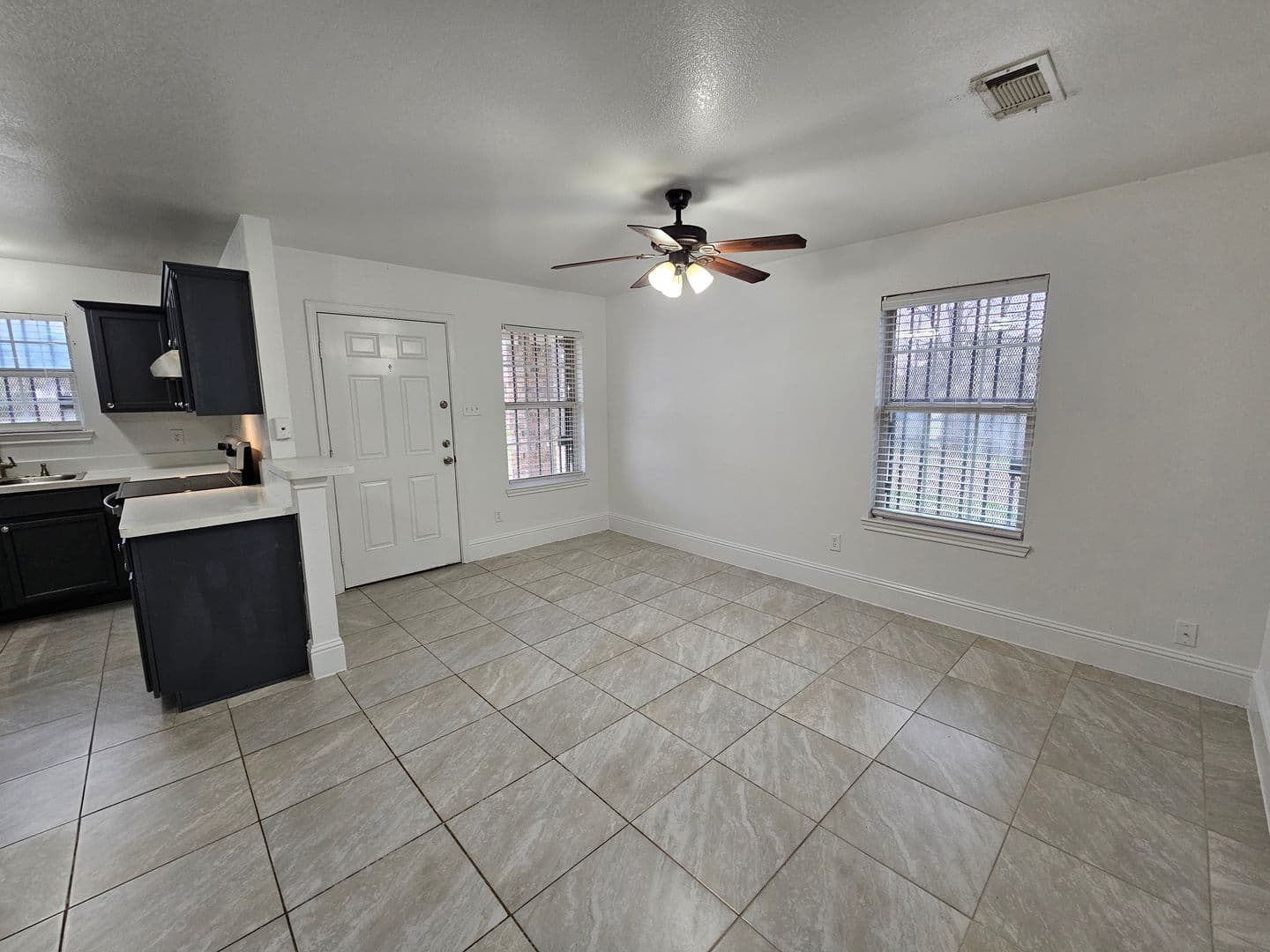 Dallas Townhome: 1613 Herald St