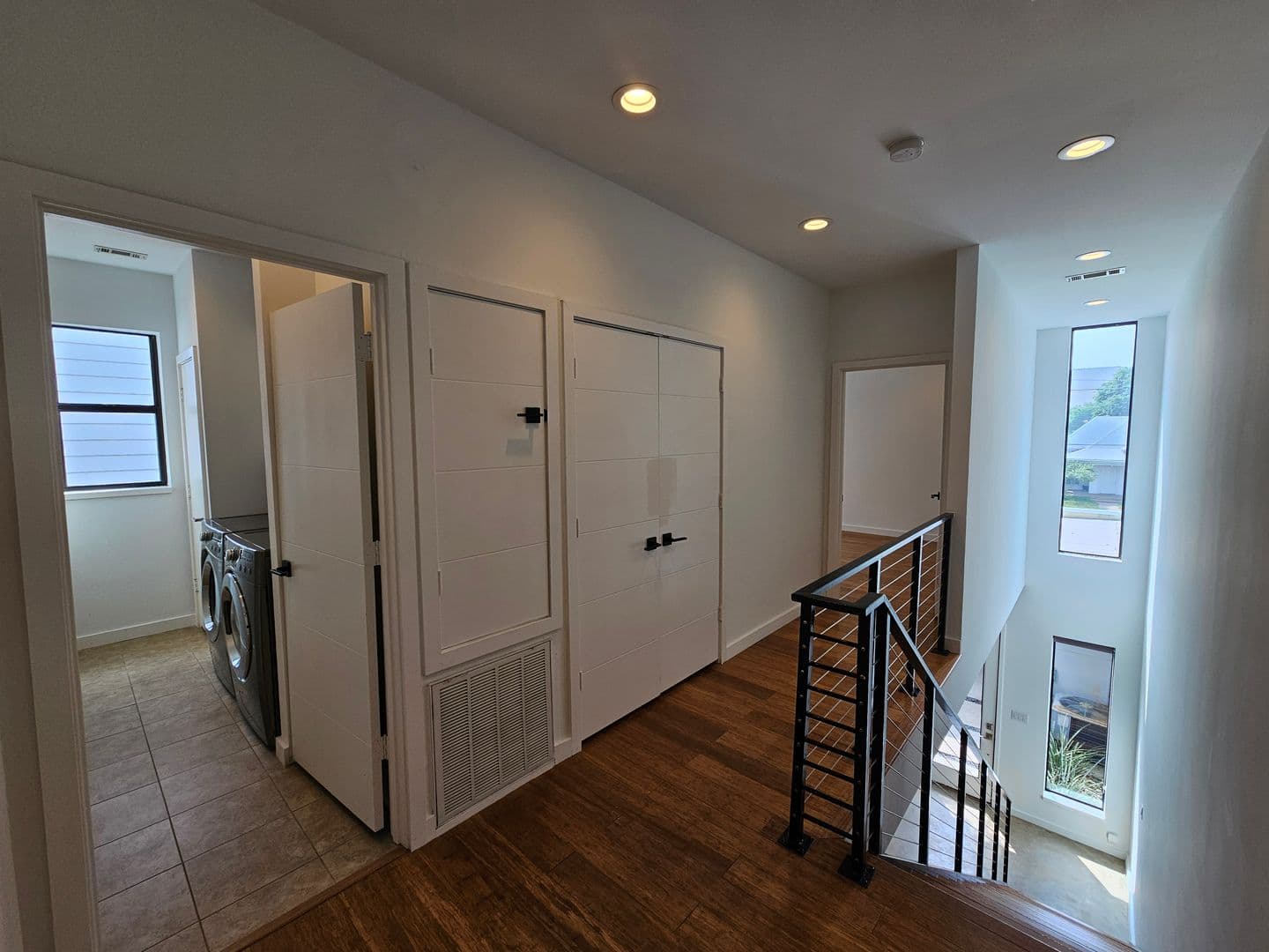 Dallas House: 4215 Roseland Ave.