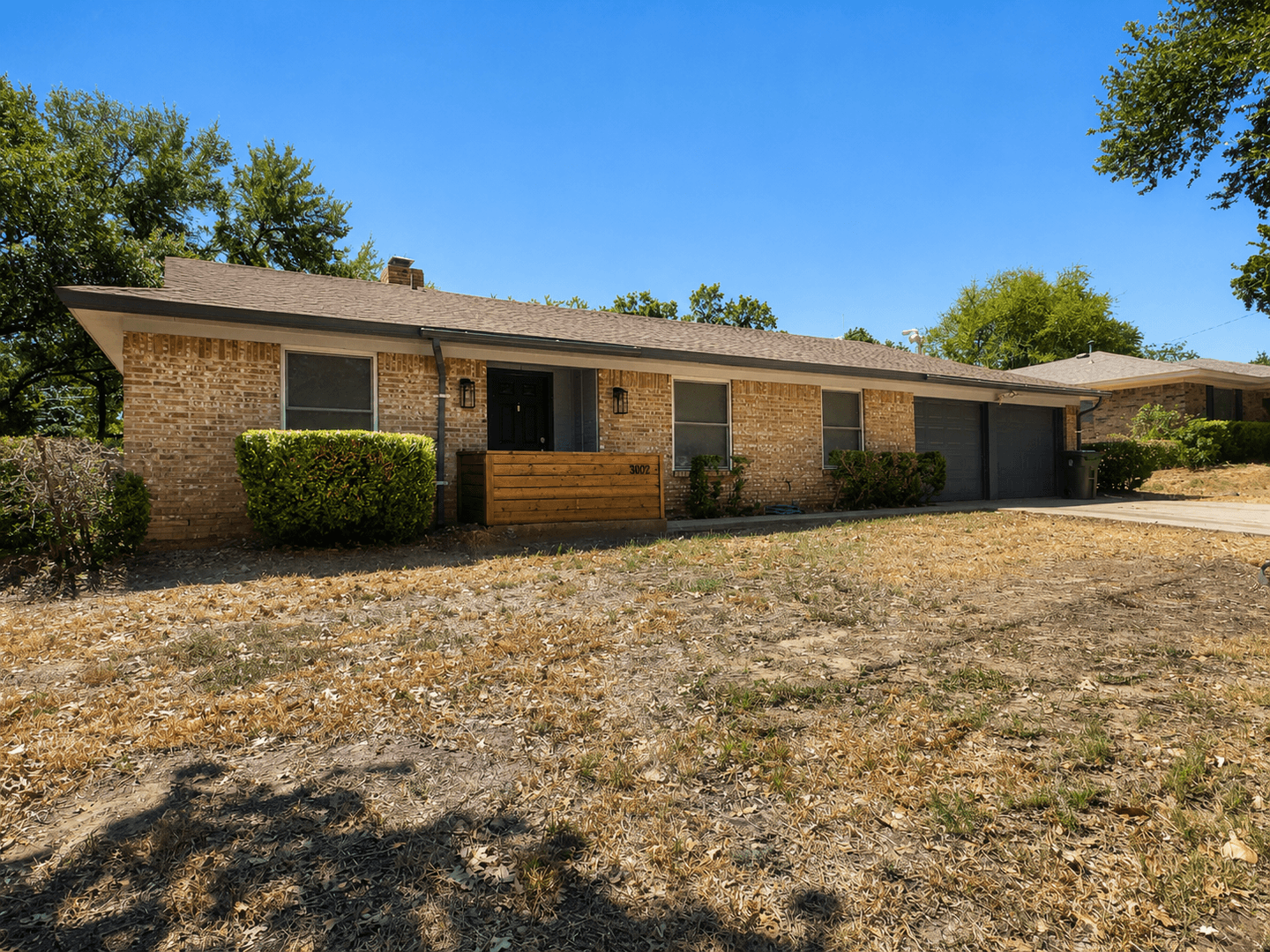 Hurst House: 1109 West Redbud Drive