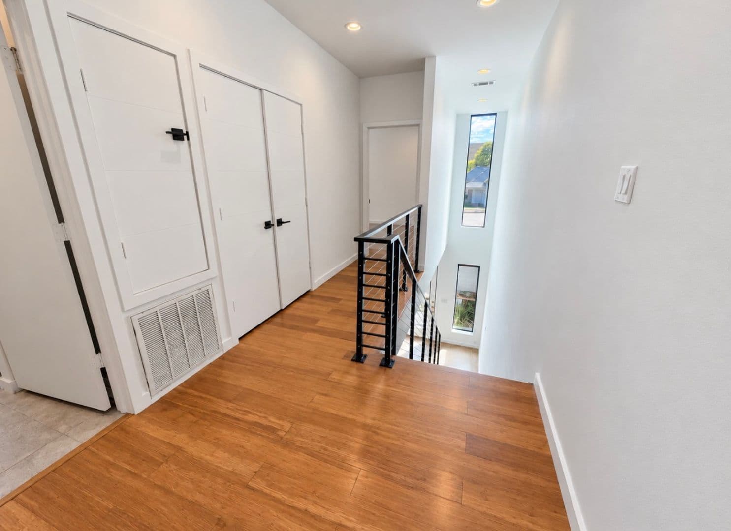 Dallas House: 4215 Roseland Ave.