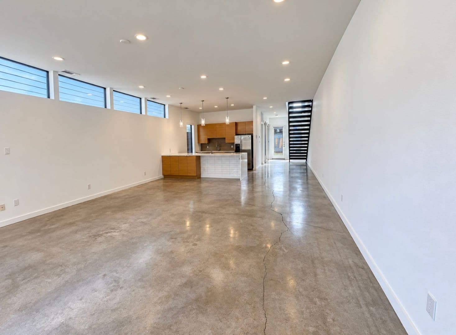 Dallas House: 4215 Roseland Ave.