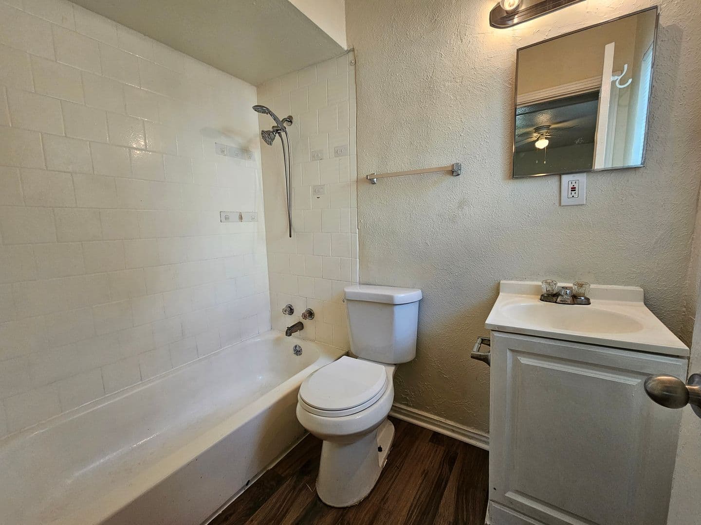 Dallas Townhome: 6540 Hollis Ave