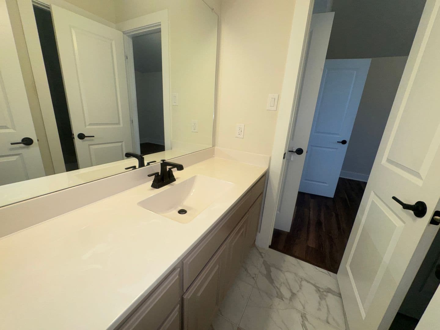 Mesquite House: 1701 Shamrock Grn