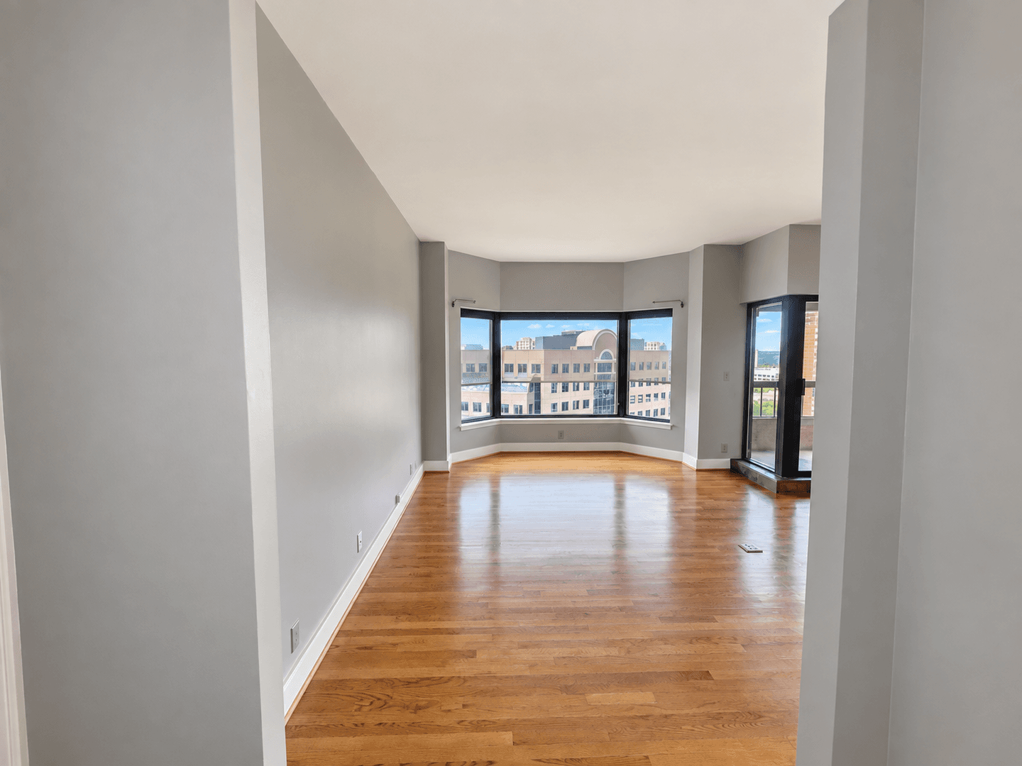 Dallas House: 3030 McKinney Ave #1703