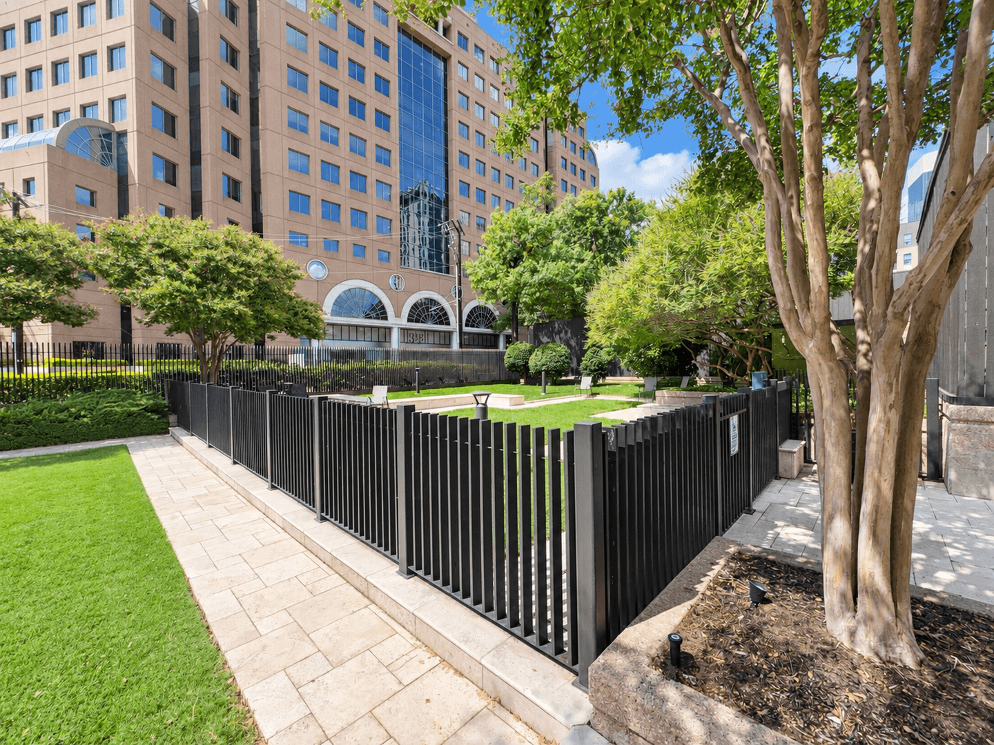 Dallas House: 3030 McKinney Ave #1703