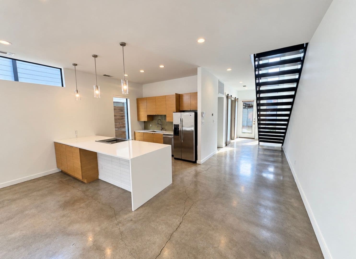 Dallas House: 4215 Roseland Ave.