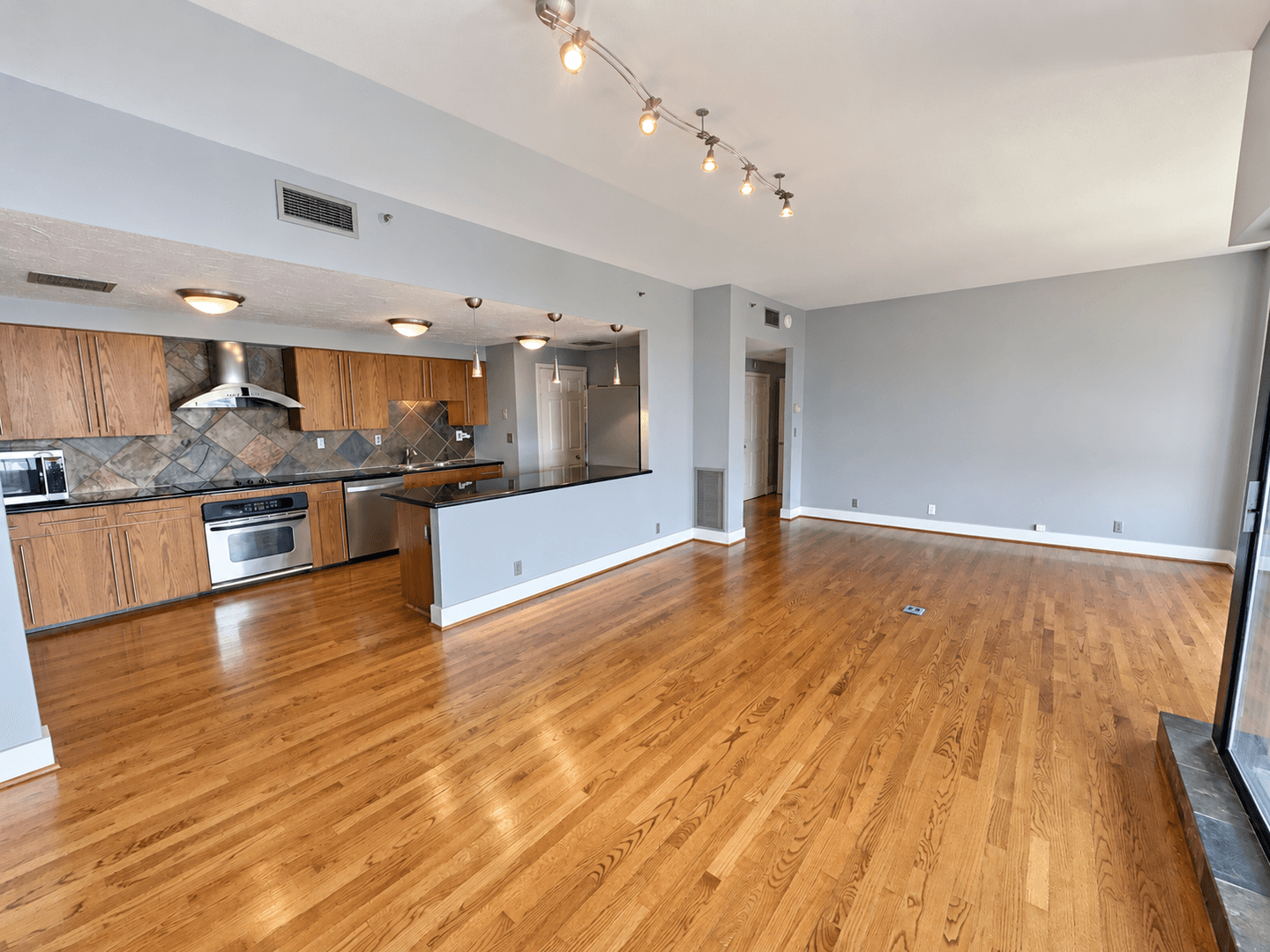 Dallas House: 3030 McKinney Ave #1703