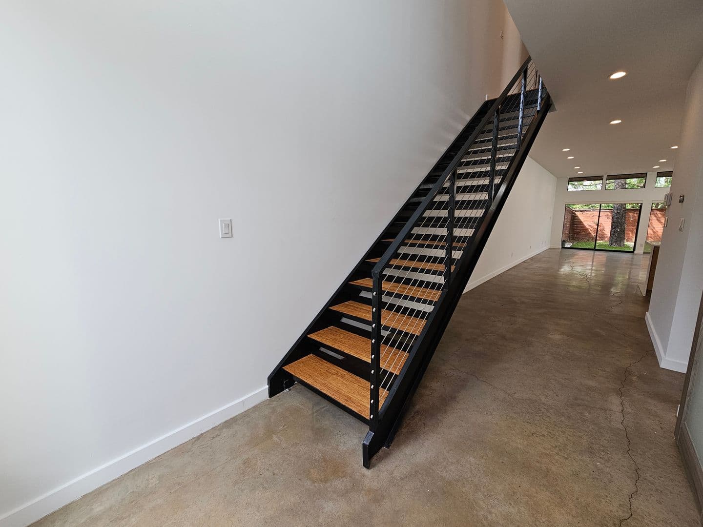 Dallas House: 4215 Roseland Ave.