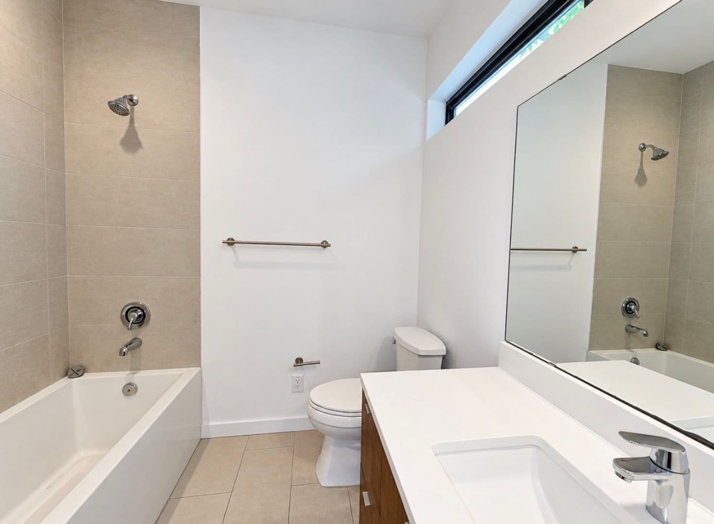 Dallas House: 4215 Roseland Ave.