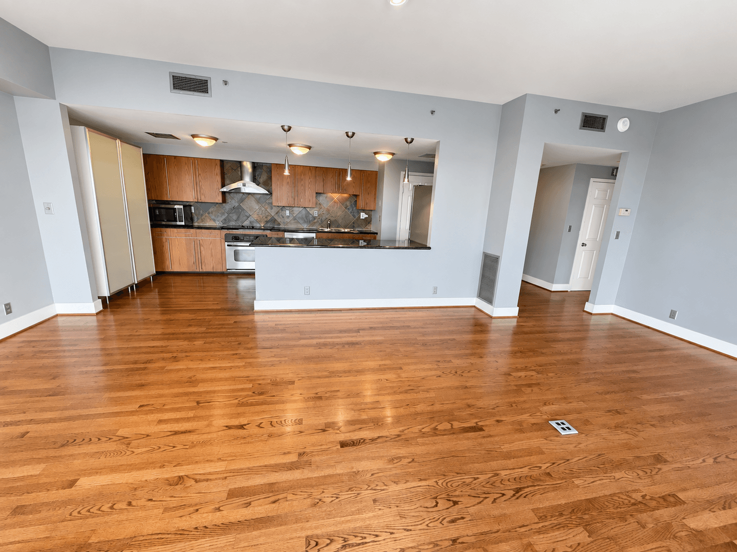 Dallas House: 3030 McKinney Ave #1703