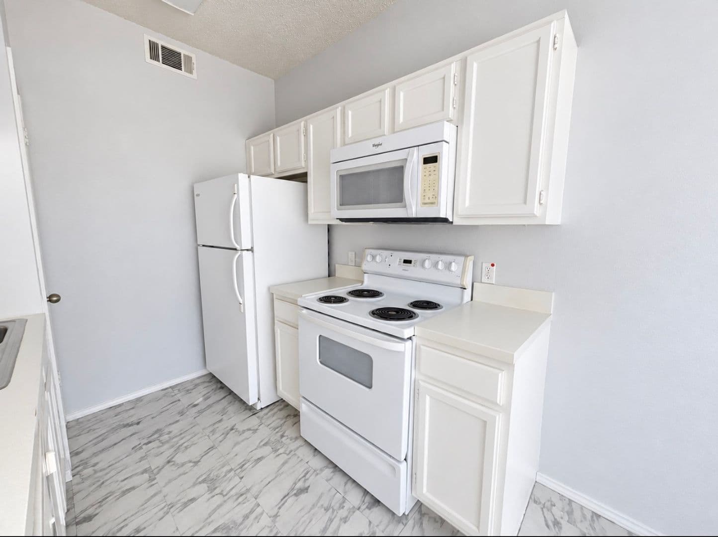 Dallas Condo: 7126 Holly Hill Dr. Apt. 108