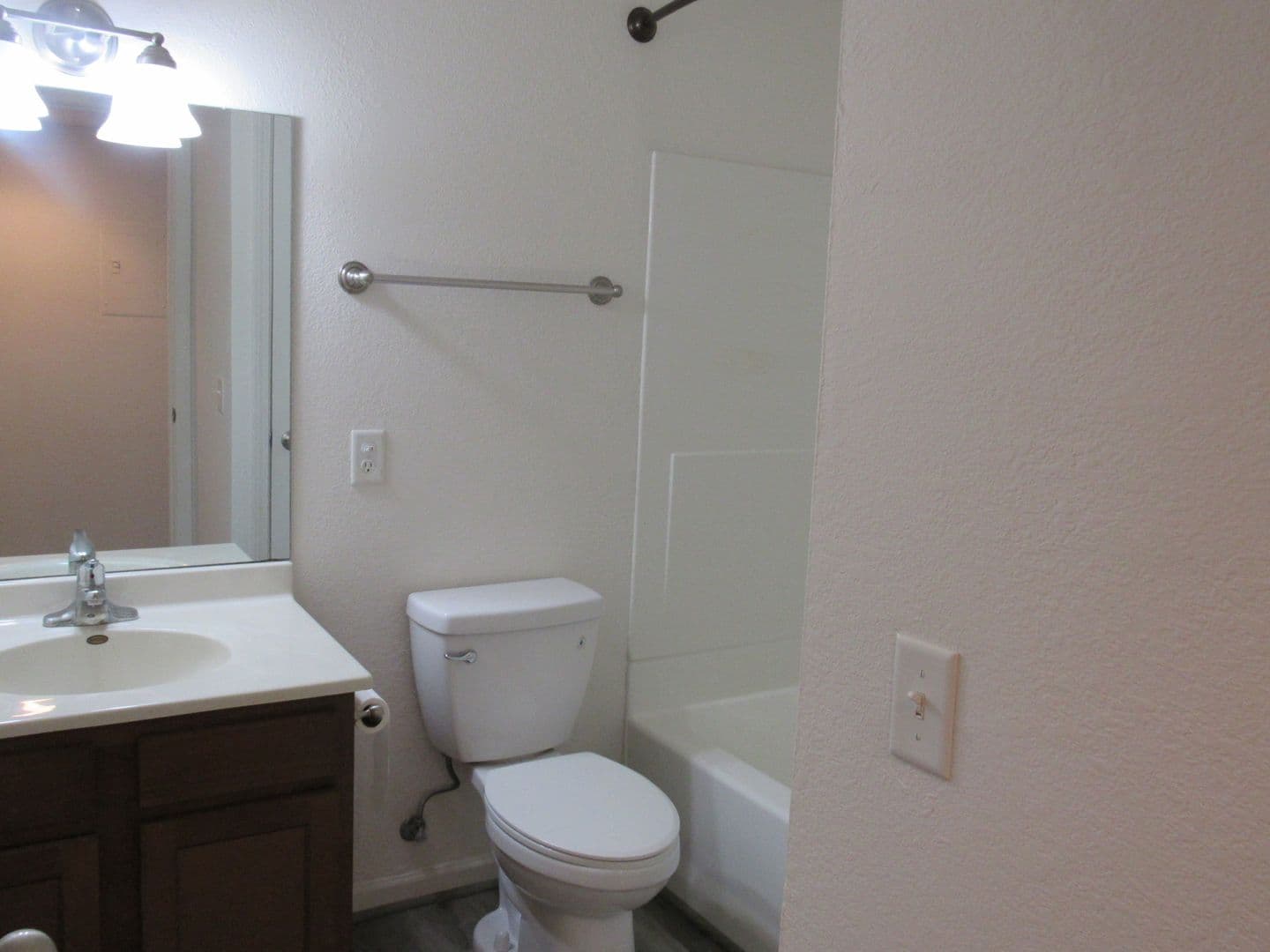 Lake Ozark Apartment: Ridgecrest Circle
