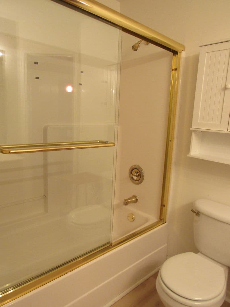 Kaiser Condo: 549 Park Place Dr. 1E