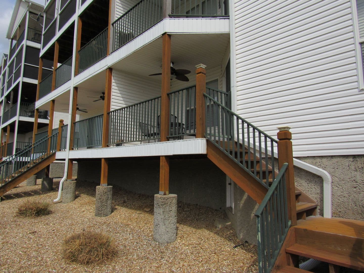 Kaiser Condo: 549 Park Place Dr. 1E