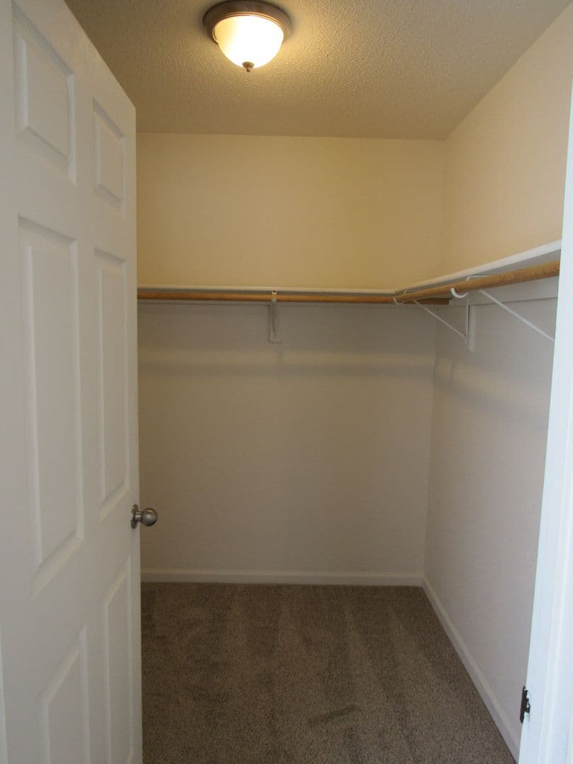 Lake Ozark Apartment: Ridgecrest Circle