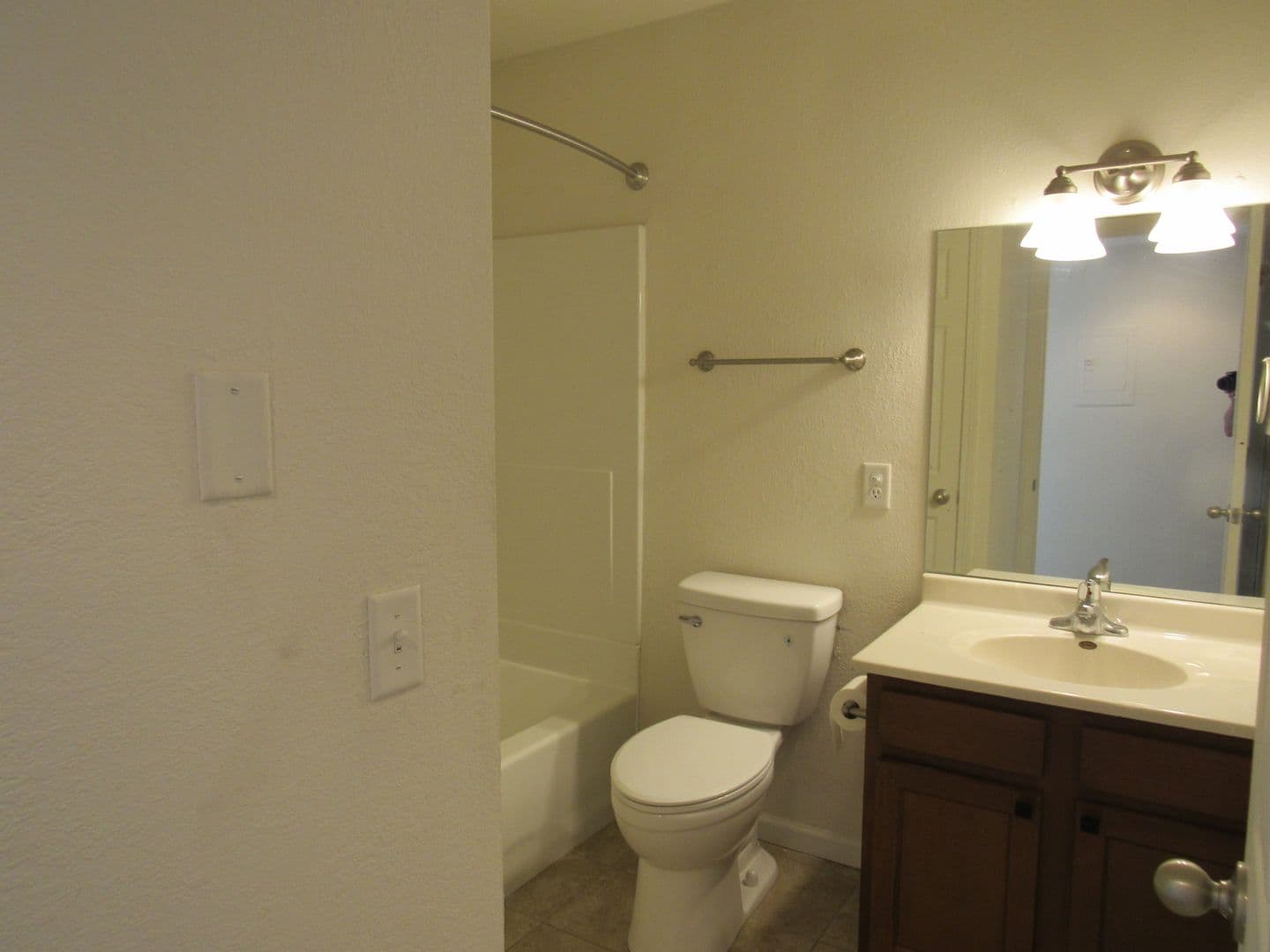 Lake Ozark Apartment: Ridgecrest Circle