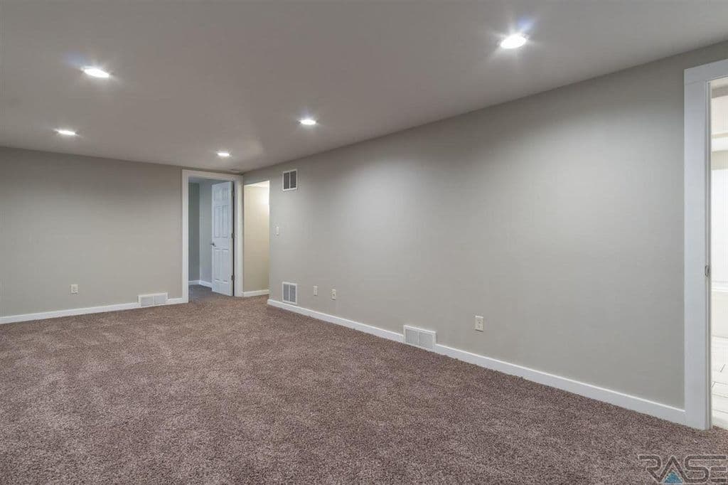 Sioux Falls House: 3013 S. 5th Ave.