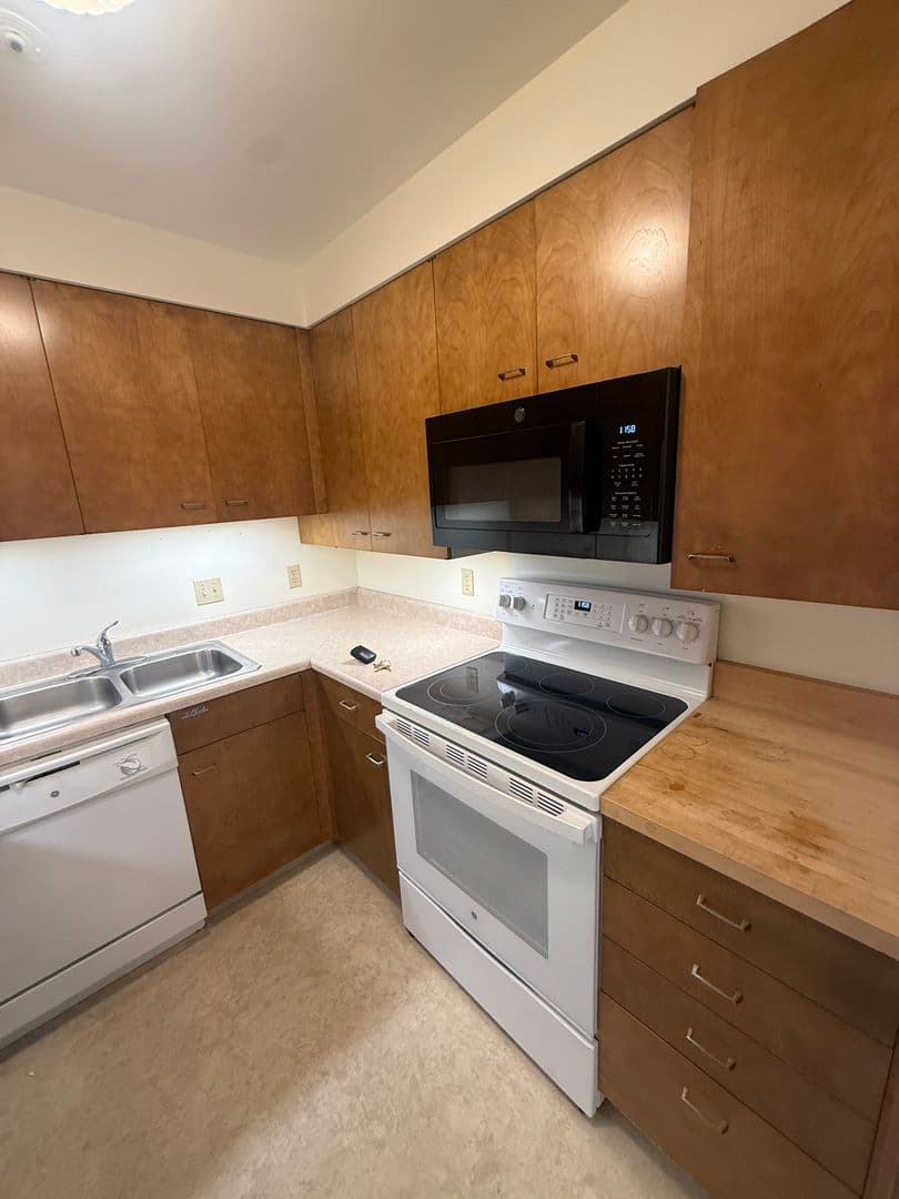 Sioux Falls Apartment: 112 W 17th Street