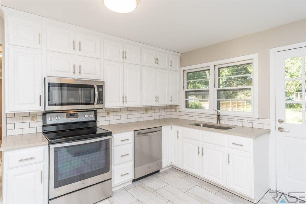 Sioux Falls House: 3013 S. 5th Ave.