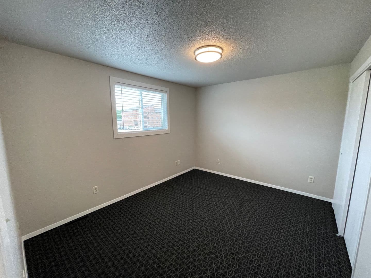 Sioux Falls House: 514 S 5th Ave