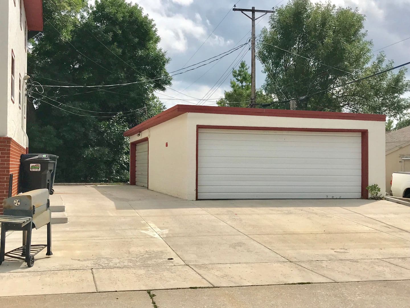 Sioux Falls Apartment: 301 W. 21st st.