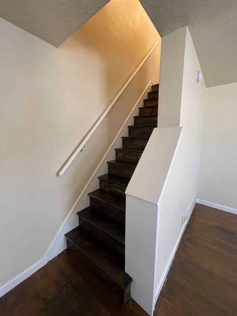 Sioux Falls Apartment: 2003 W. 33rd st.