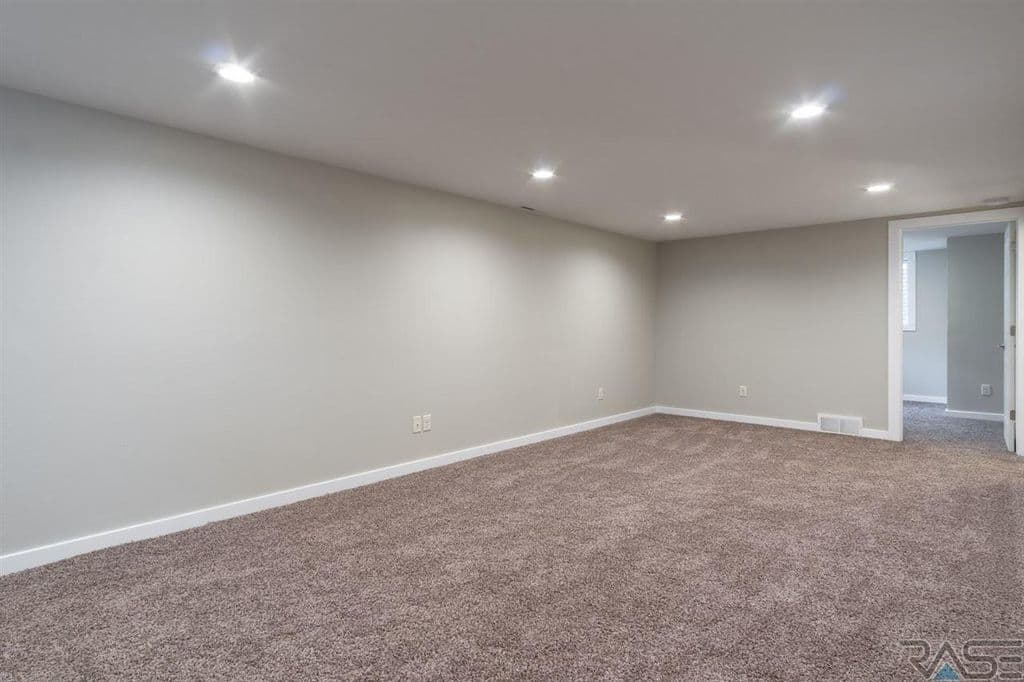 Sioux Falls House: 3013 S. 5th Ave.