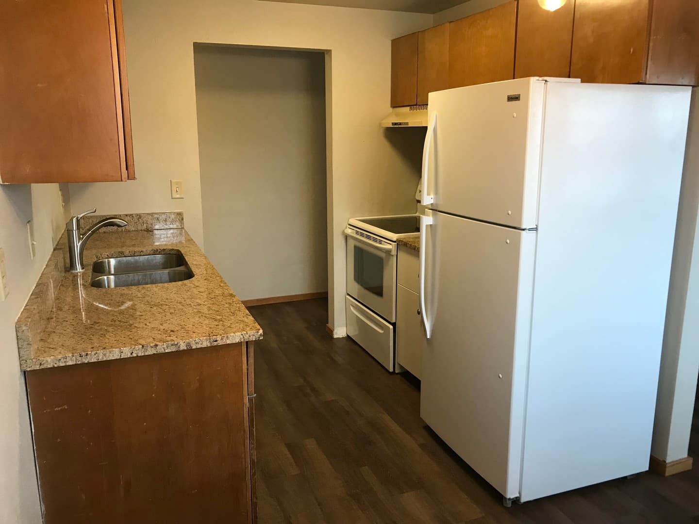 Sioux Falls Apartment: 301 W. 21st st.