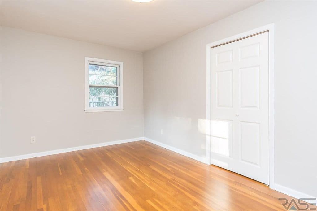 Sioux Falls House: 3013 S. 5th Ave.