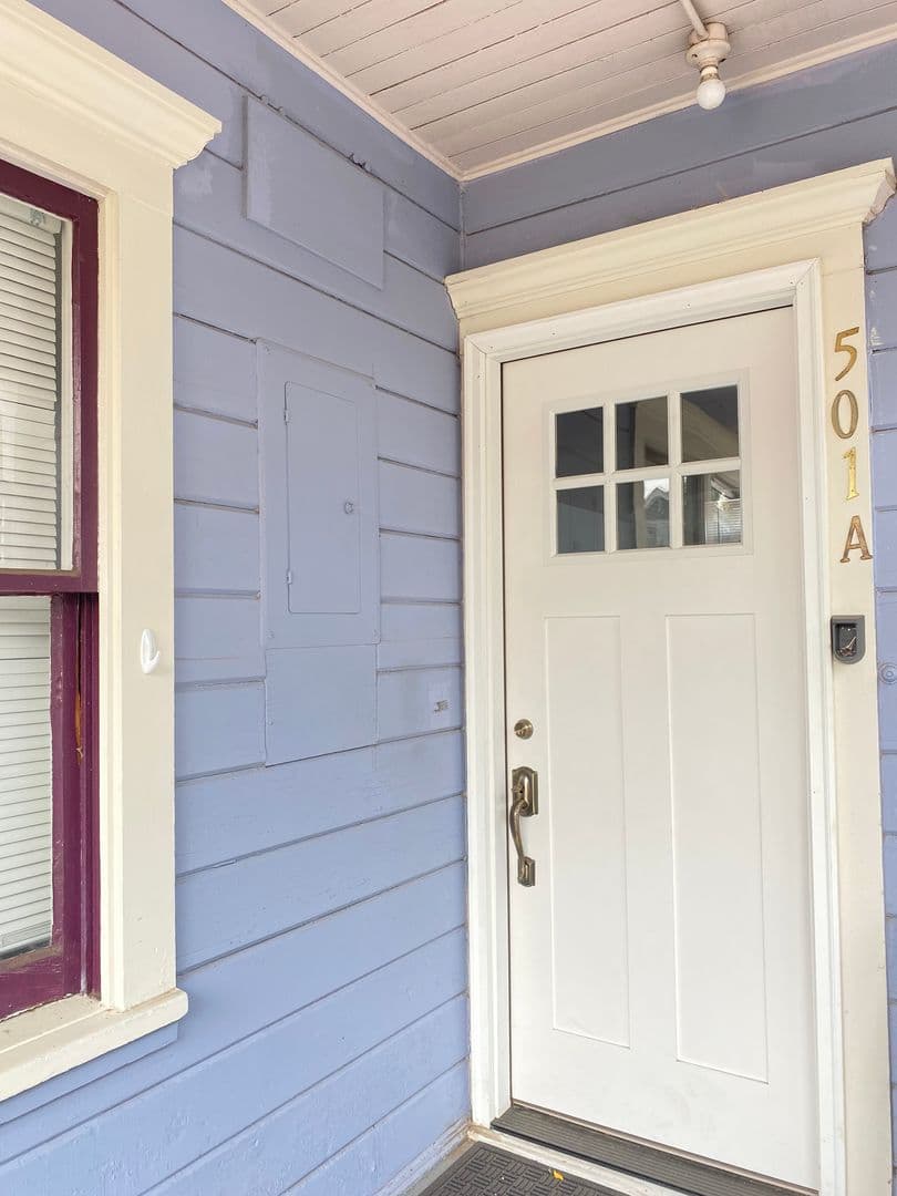 The Dalles Apartment: Laughlin