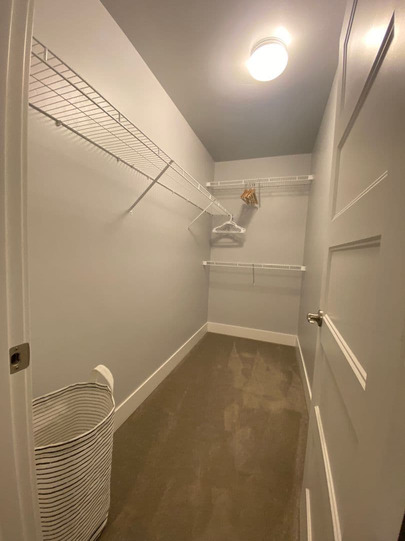 Hood River House: 1332 Wasco St