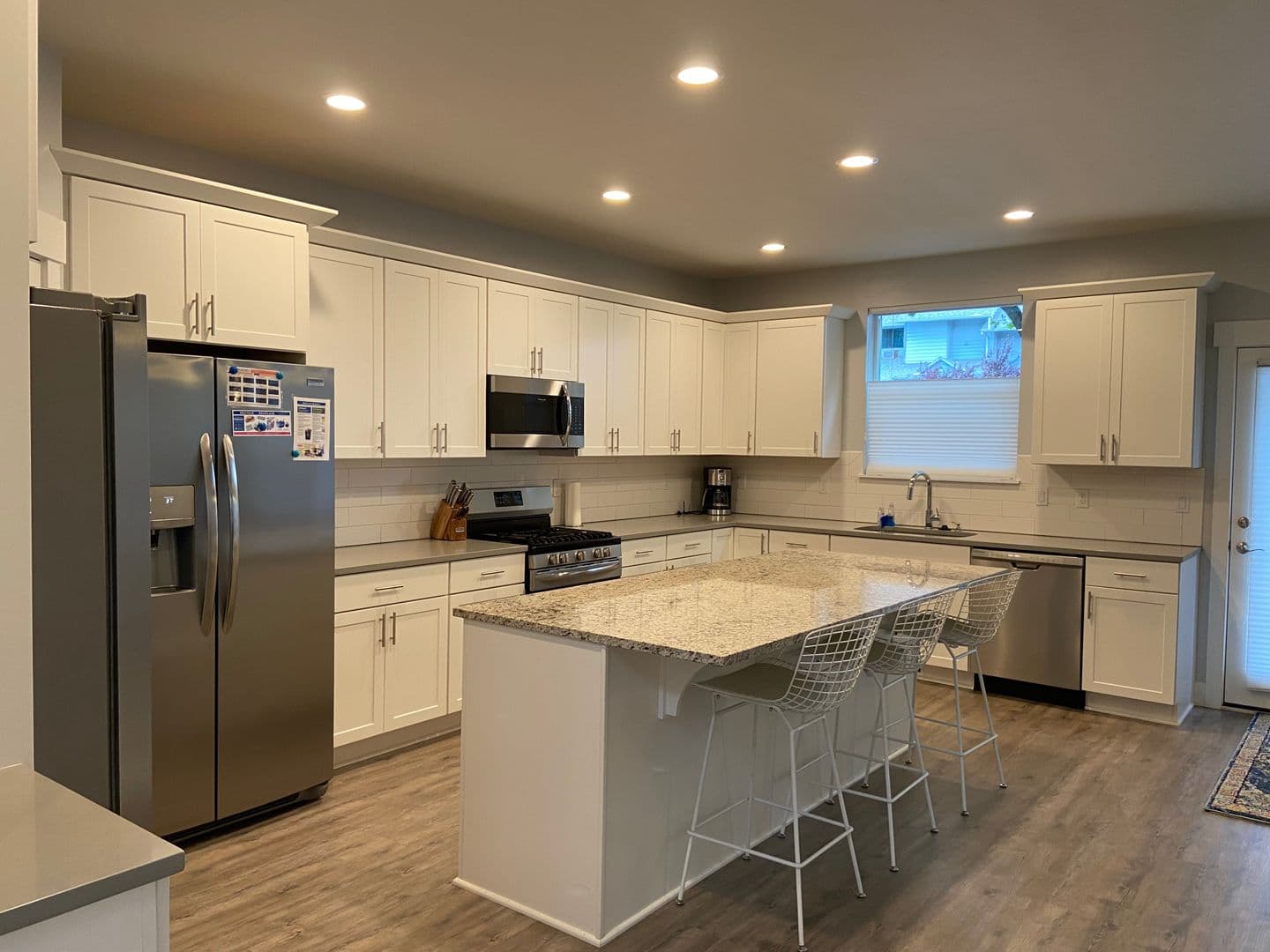 Hood River House: 1332 Wasco St