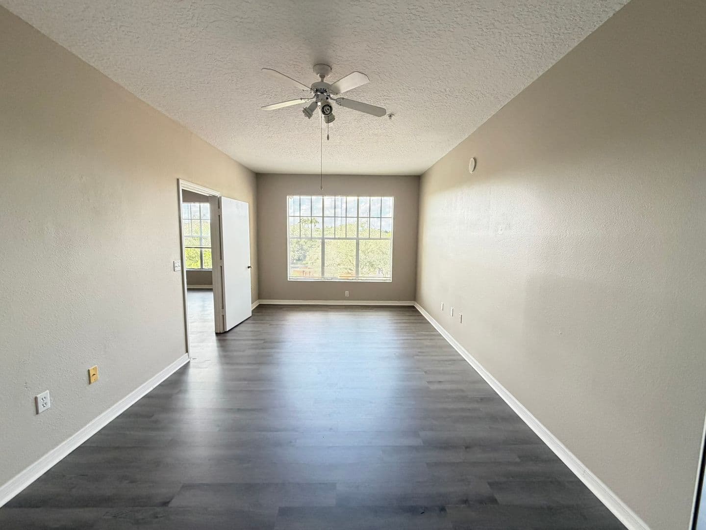 Orlando House: 5578 Metrowest Blvd.