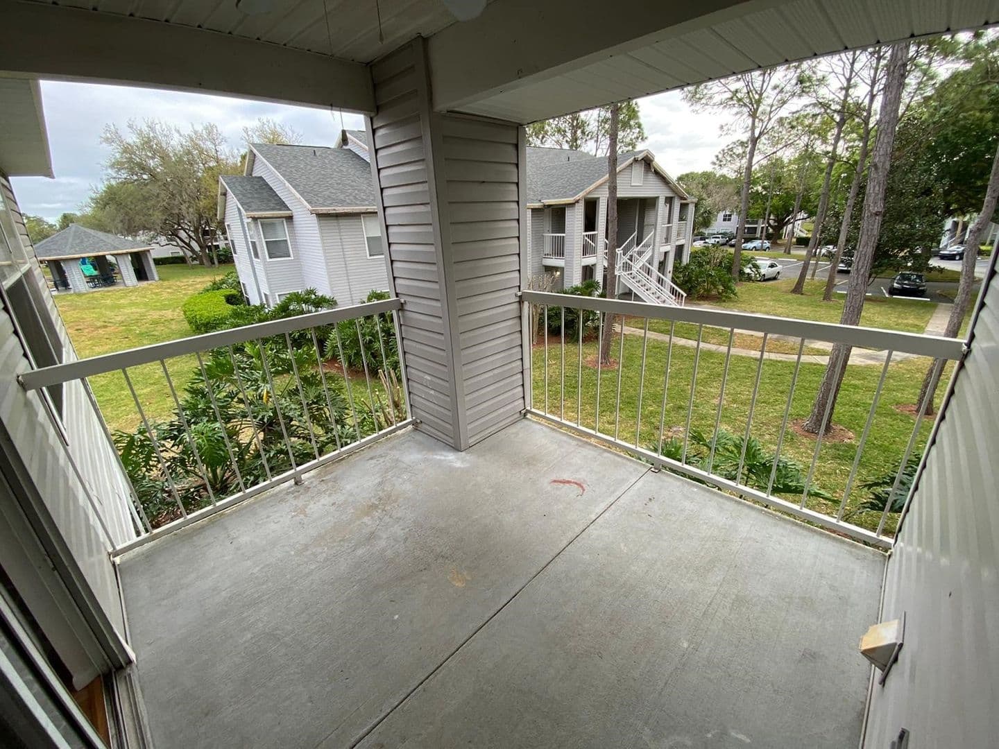 Lake Mary House: 2548 Grassy Point Dr. #202