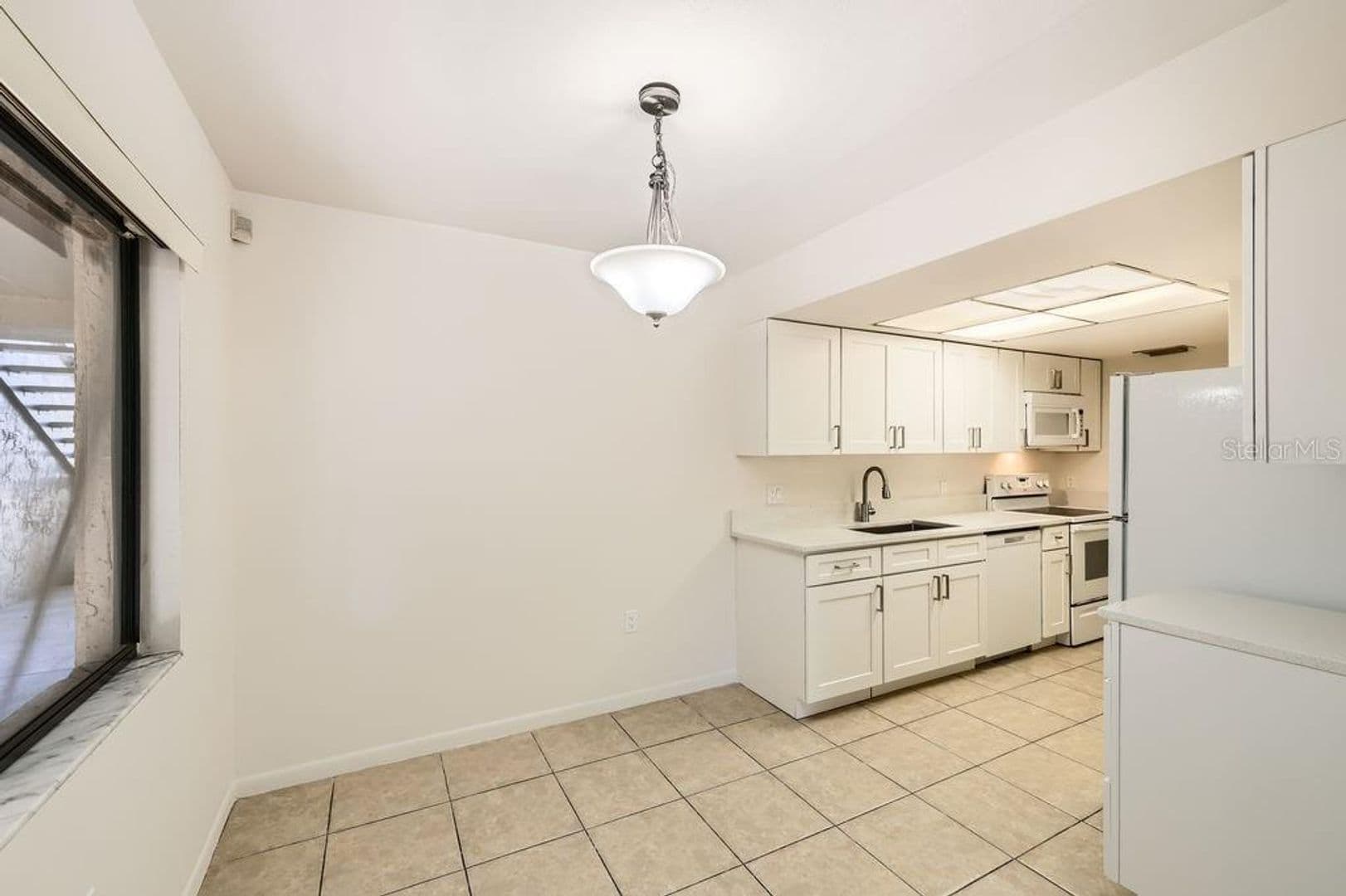 Orlando House: 5321 Vineland Rd. #C101