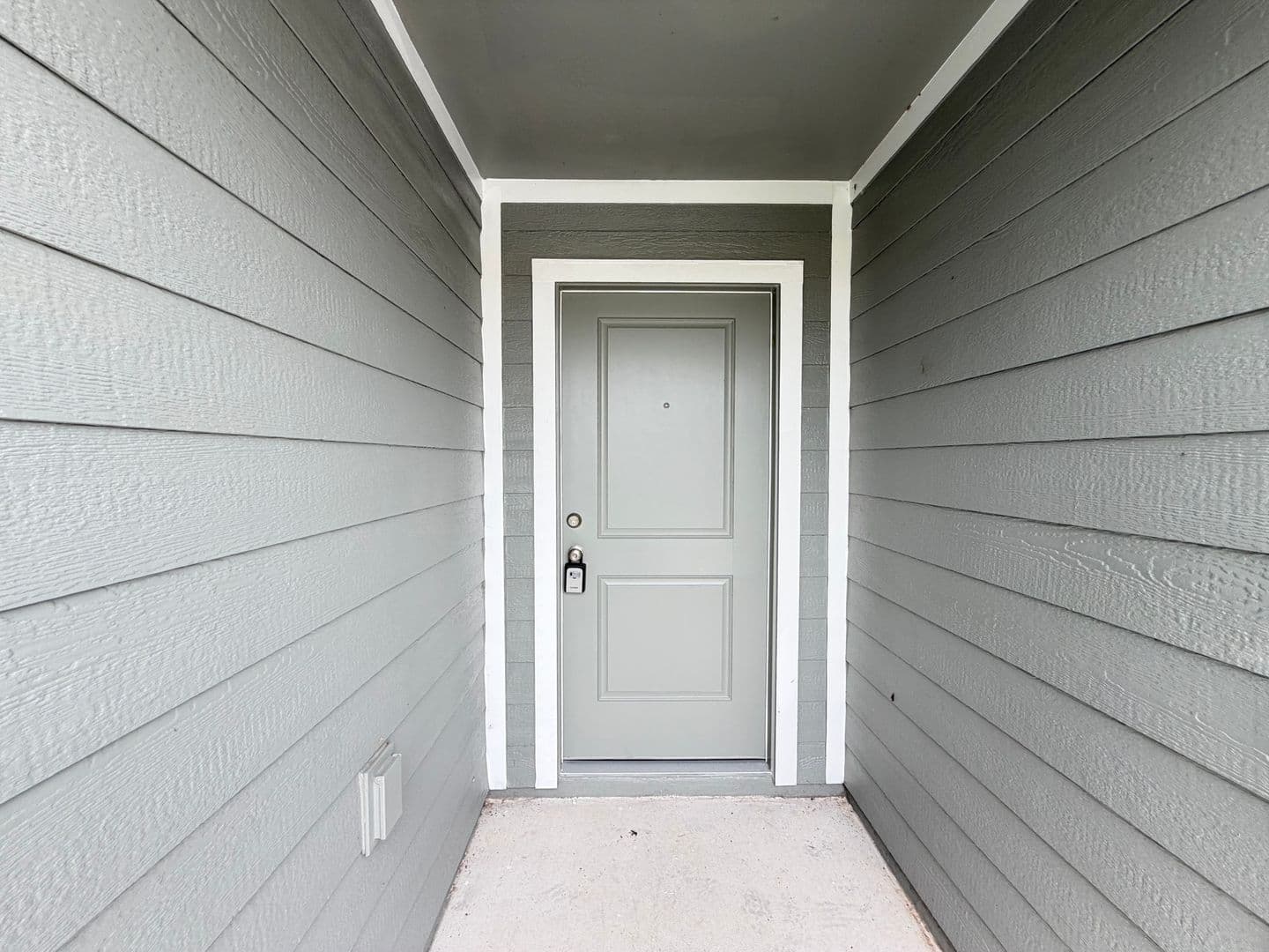 Lake Wales House: 563 Artemis Street