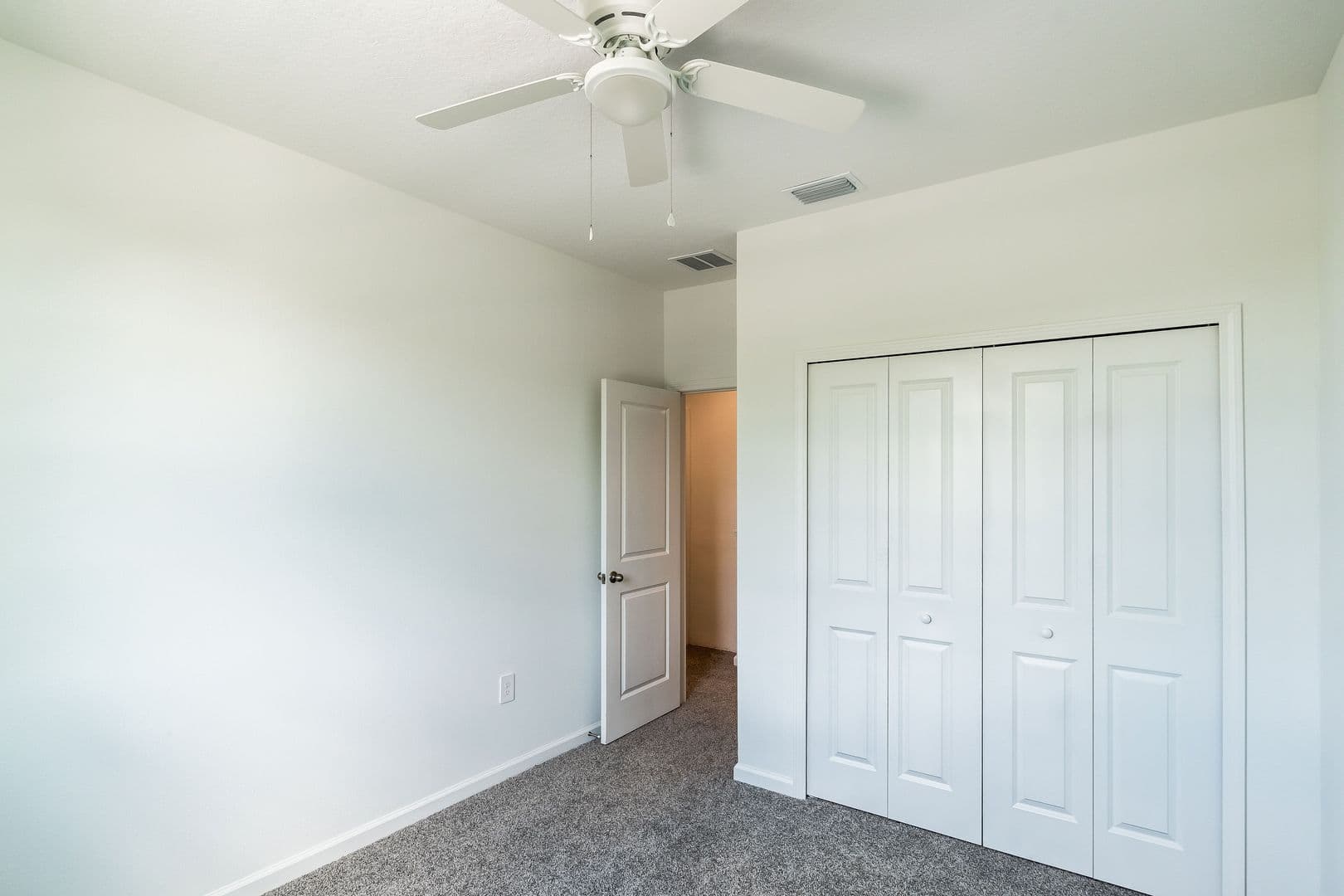 Orlando House: 5365 Vista Lago Dr