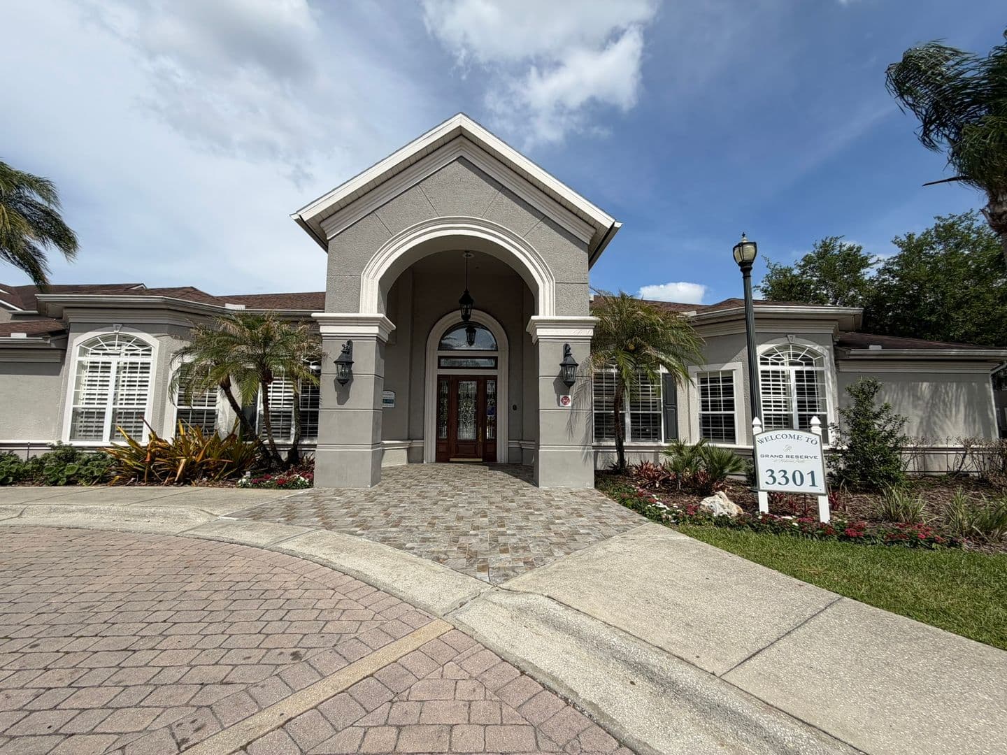 Orlando House: 3319 S Kirkman Rd. #311