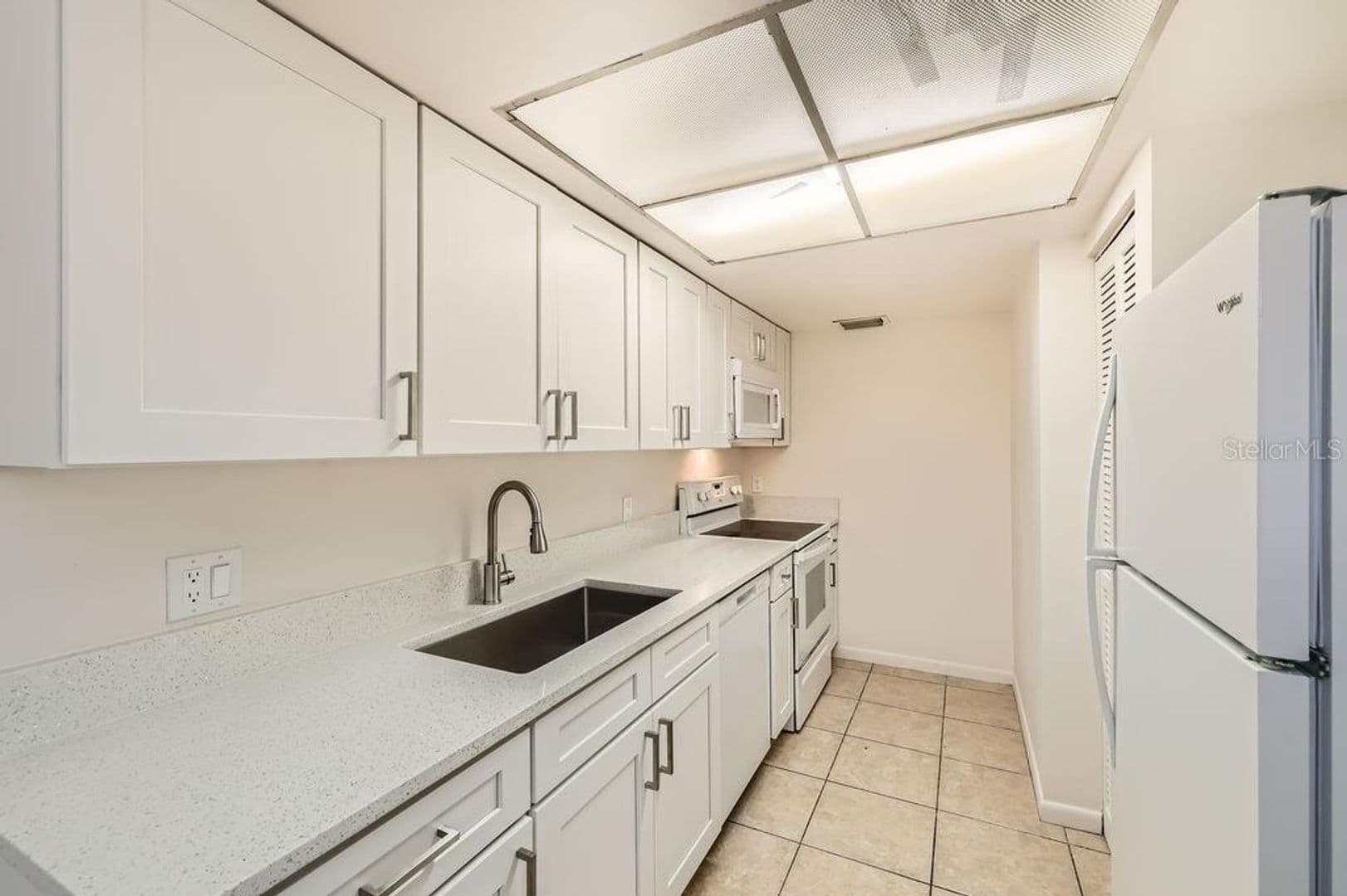 Orlando House: 5321 Vineland Rd. #C101