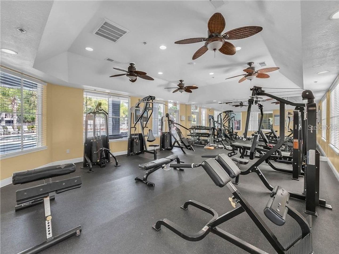 Lake Mary House: 2548 Grassy Point Dr. #202