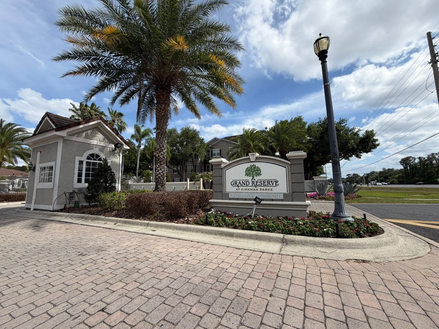 Orlando House: 3319 S Kirkman Rd. #311